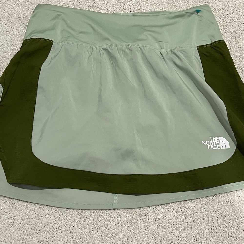 The North Face Light Green and Dark Green Skirt